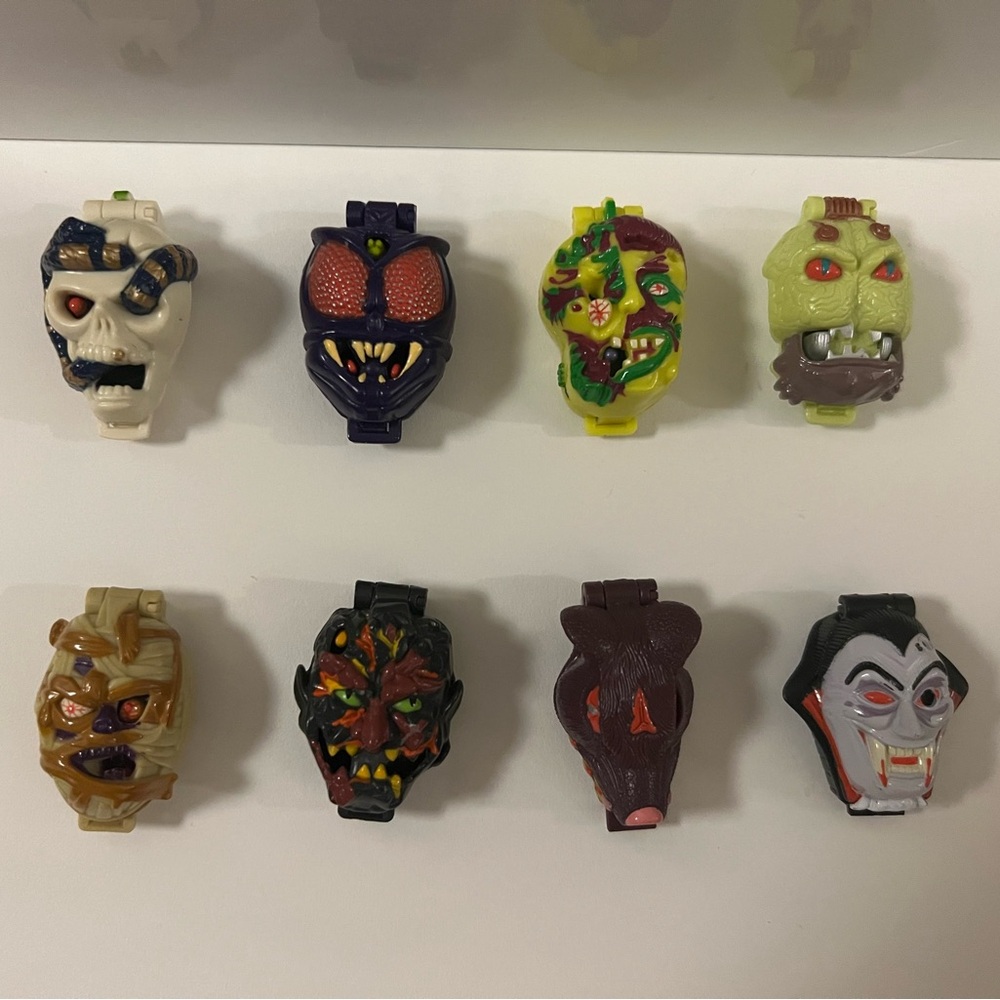 Mighty Max Blue Bird set of 8 Mini Polly Pockets, bundle 1992-1993
